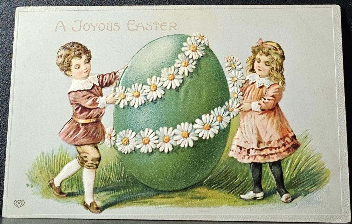 Easter Postcard Embossed Children with Giant Green Egg Handing Daisy Chain EAS Publishing Germany