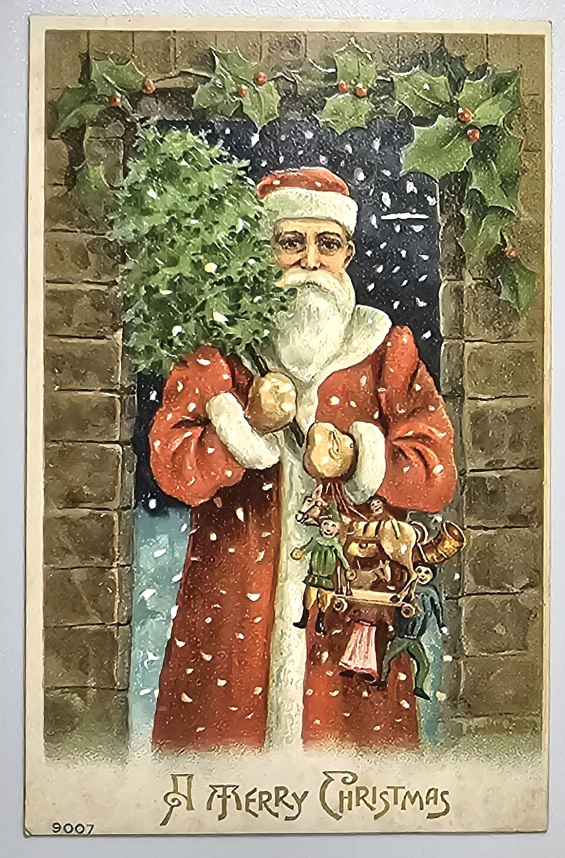 Christmas Postcard Santa Claus Old World St Nick Holding Tree & Toys In Door Series 9007