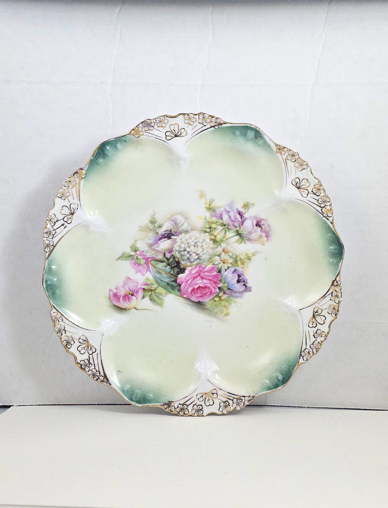 Prussia Porcelain Plate Clover Mold 82 Roses Snowball FD31a Pattern