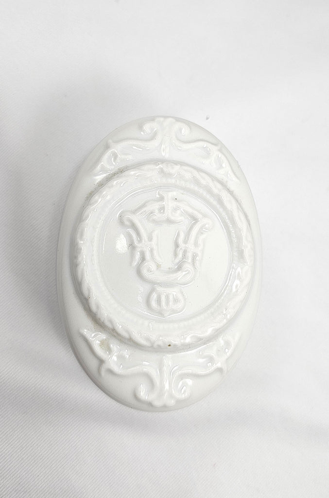 Vintage Porcelain Oval Trinket Box Elizabeth Arden Palais De Versailles Bell Design