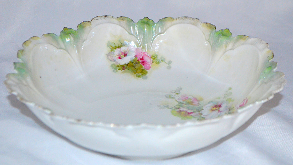 RS Prussia Bowl Mold 256 Poppies Pattern Pearlized Lustre Finish