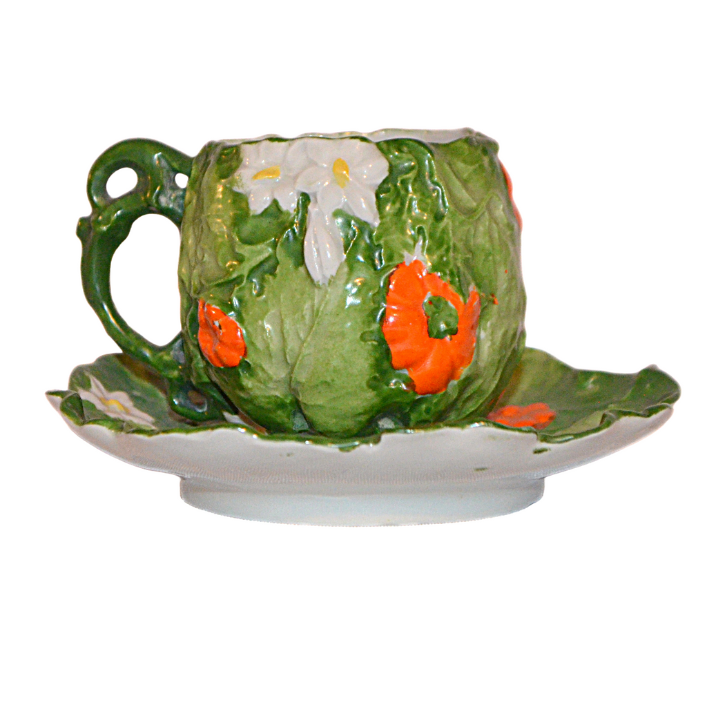 Rare Ernst Wahliss Austrian Porcelain Majolica Demitasse Cup & Saucer Tomato Pattern Circa 1900