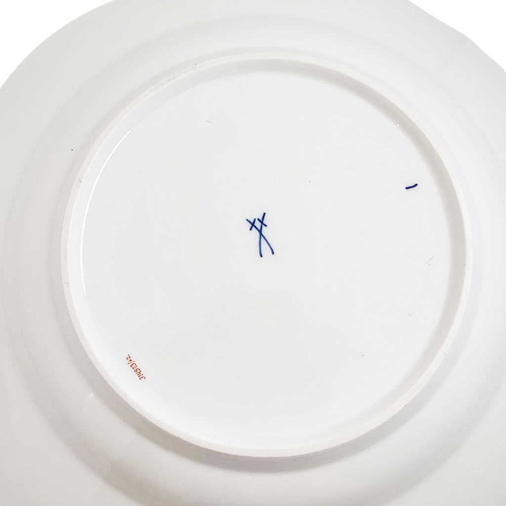 WWII Era Meissen German Porcelain Luncheon or Dinner Plate Red Pheasant Pattern