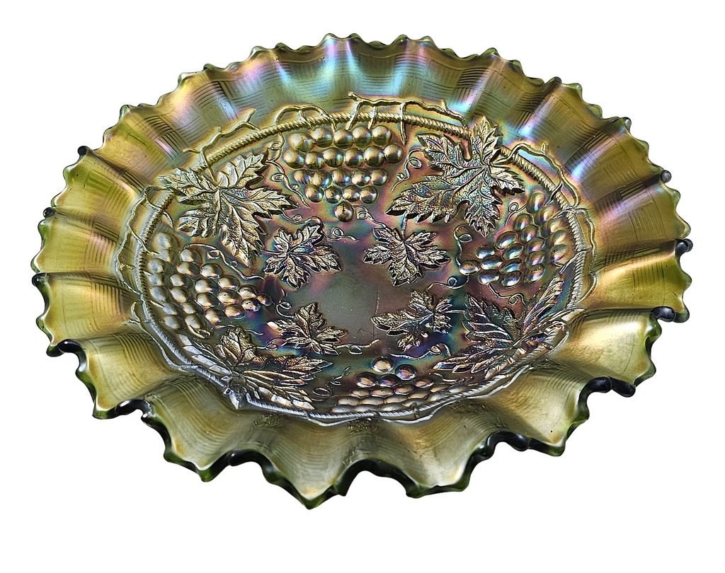 Antique Vintage Northwood Glass Green Grape and Cable Carnival Glass Bowl
