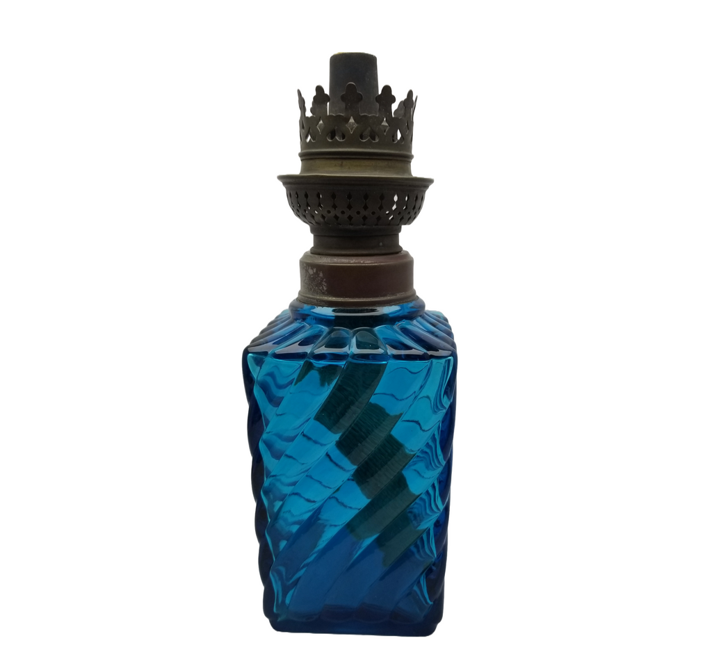 Baccarat French Art Glass Oil Lamp in Peacock Blue with Ribbed and Swirl Pattern”