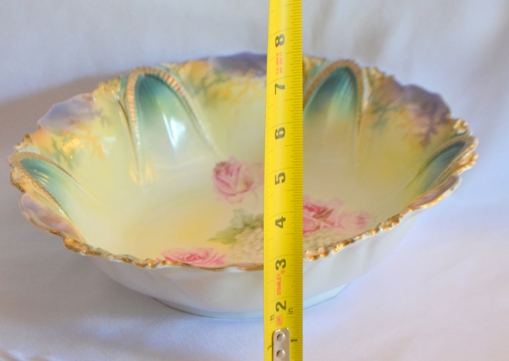 RS Prussia Porcelain Bowl Mold 96 FSnowballs & Pink Roses Lilac Purple Flash