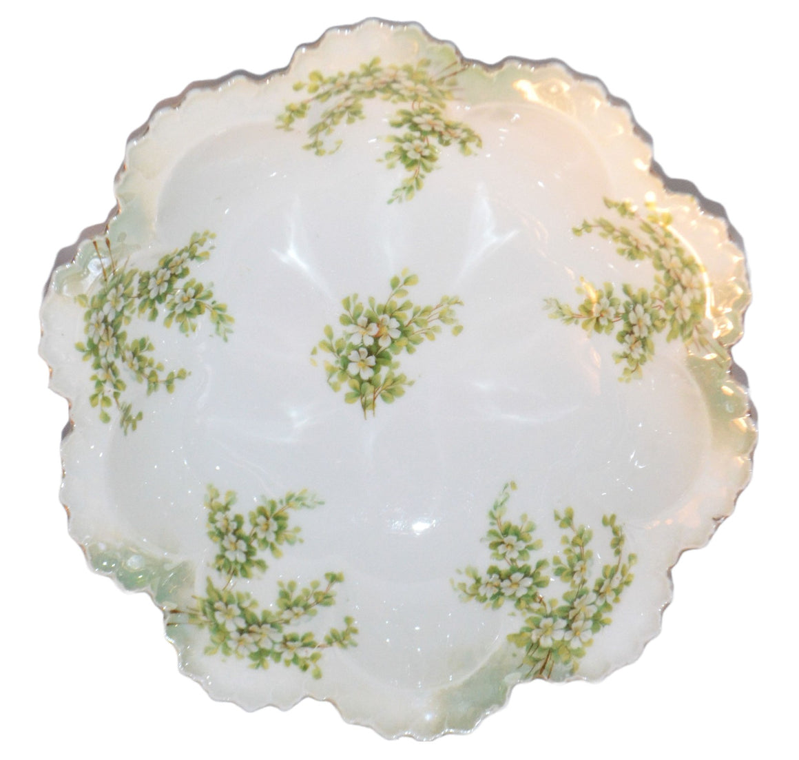 RS Prussia Porcelain Bowl Mold 254 Scalloped Rim White Blossoms