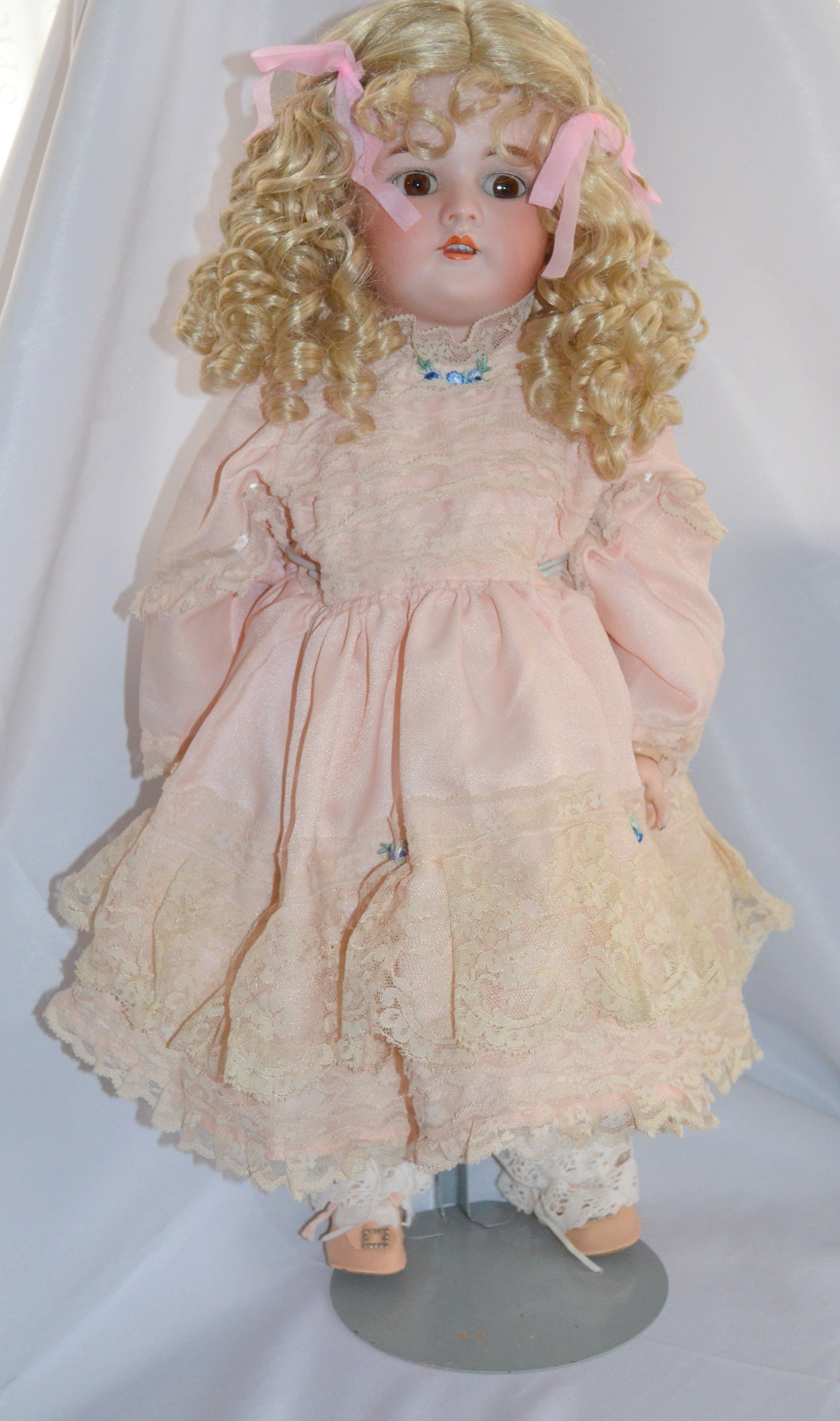 German Bisque Doll Heinrich Handwerck Simon Halbig 99 DEP Brown